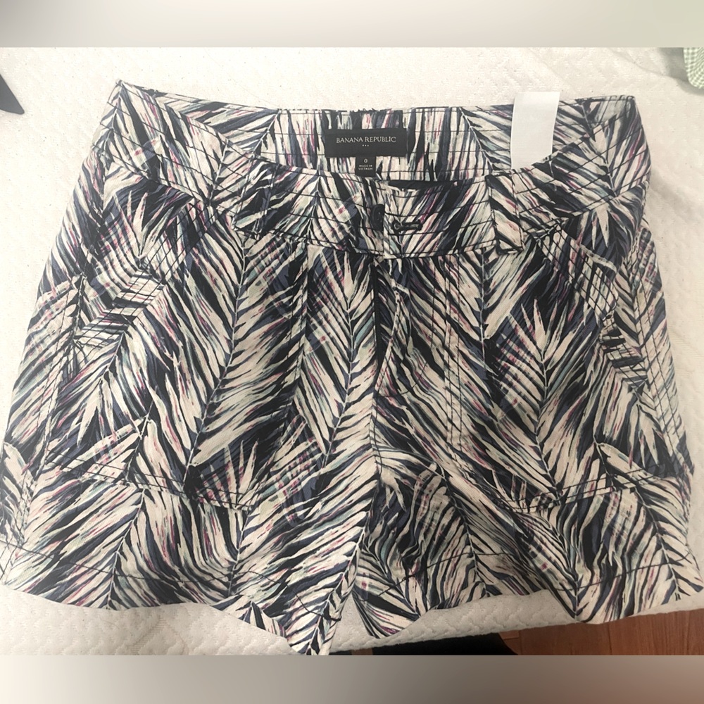 Banana Repiblic Tropical Shorts